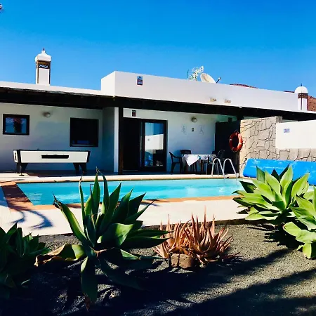 Villa Mariola With Private Pool, Sea View, Sat-tv & Free Wifi
