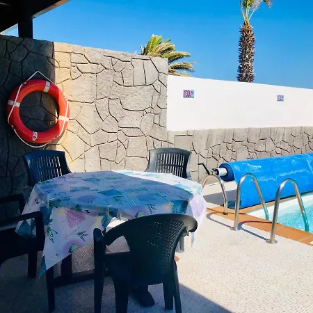 Villa Mariola With Private Pool, Sea View, Sat-tv & Free Wifi Playa Blanca (Lanzarote)