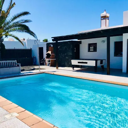 Villa Mariola With Private Pool, Sea View, Sat-tv & Free Wifi *