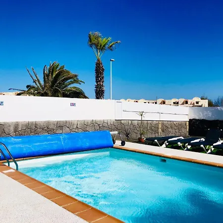 Mariola With Private Pool, Sea View, Sat-tv & Free Wifi * Playa Blanca