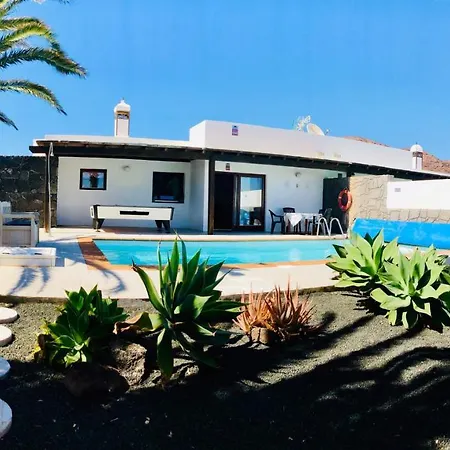 Mariola With Private Pool, Sea View, Sat-tv & Free Wifi Playa Blanca